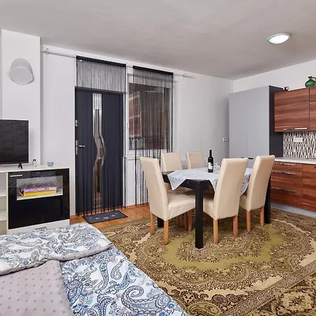 Cutie Διαμέρισμα